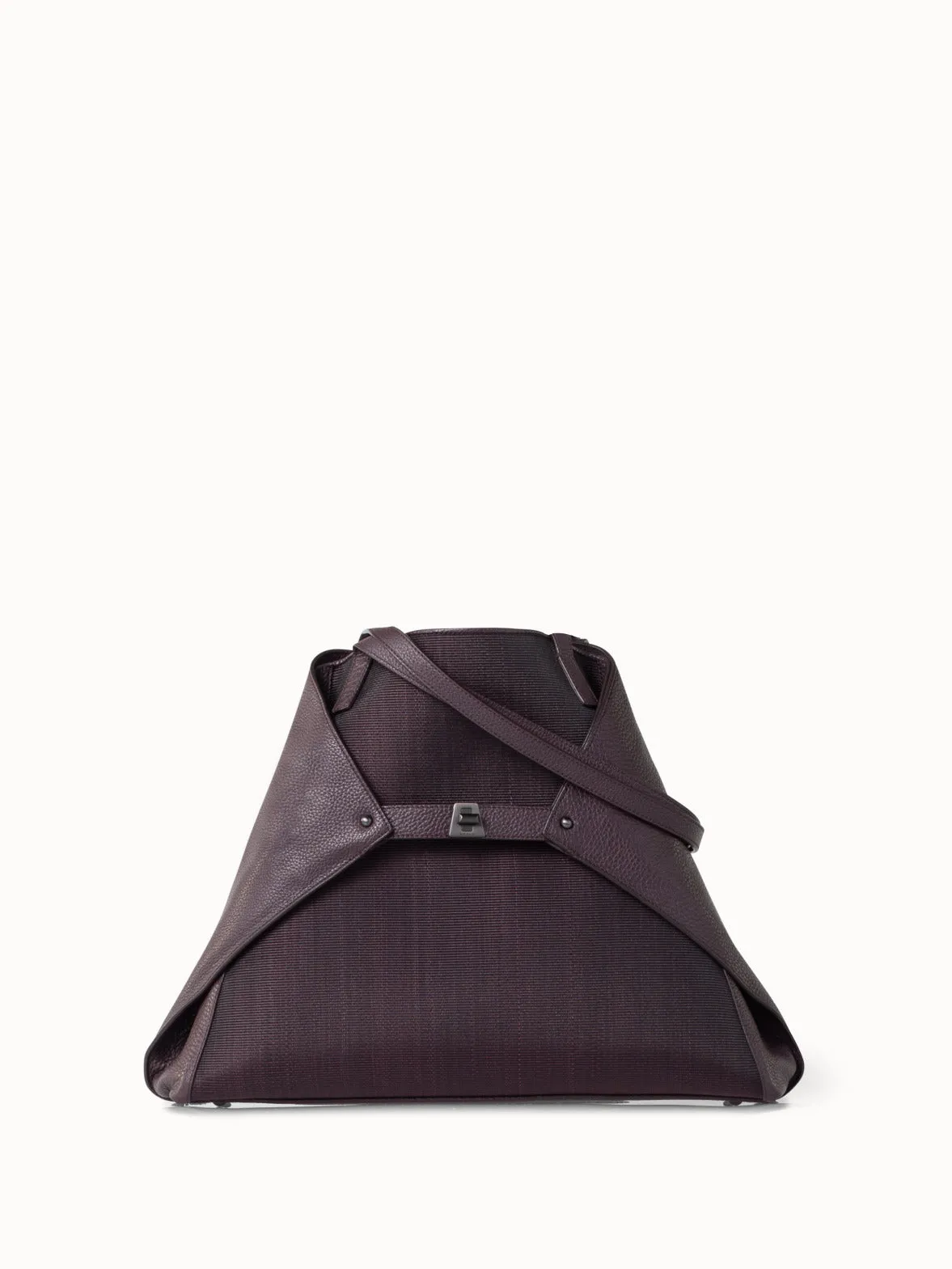 Ai Medium Shoulder Tote