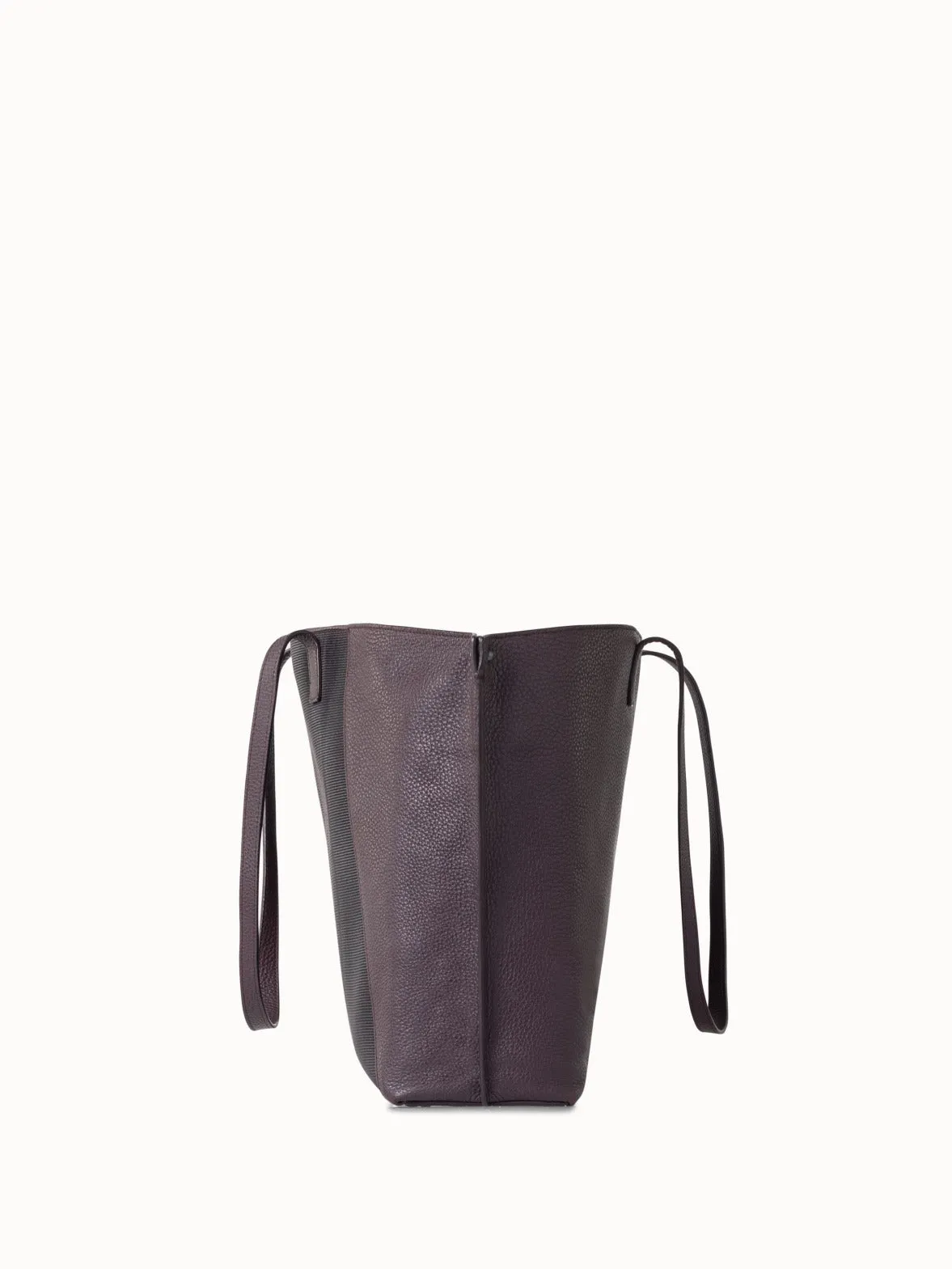 Ai Medium Shoulder Tote