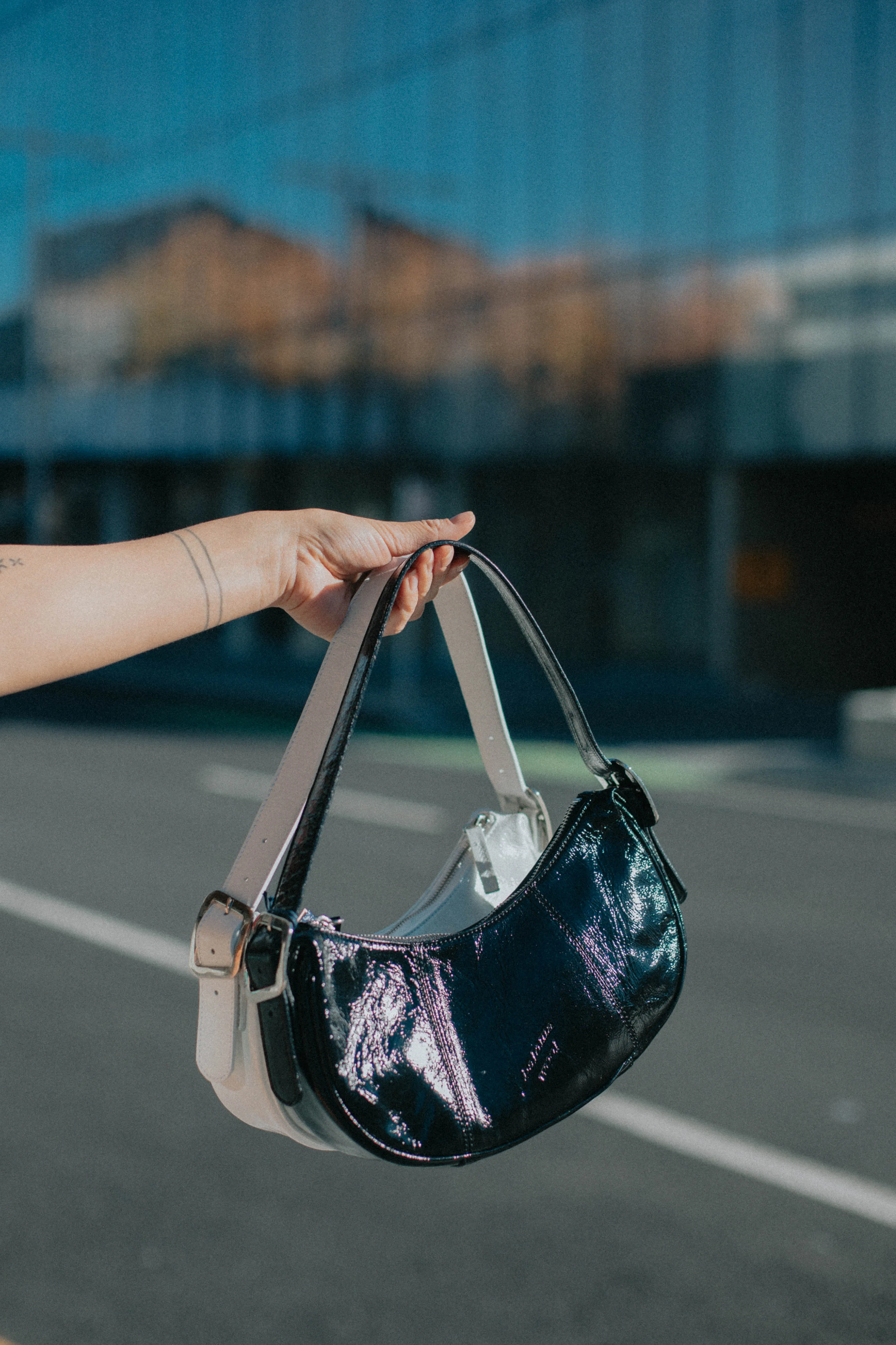 Bean Leather Bag - Black