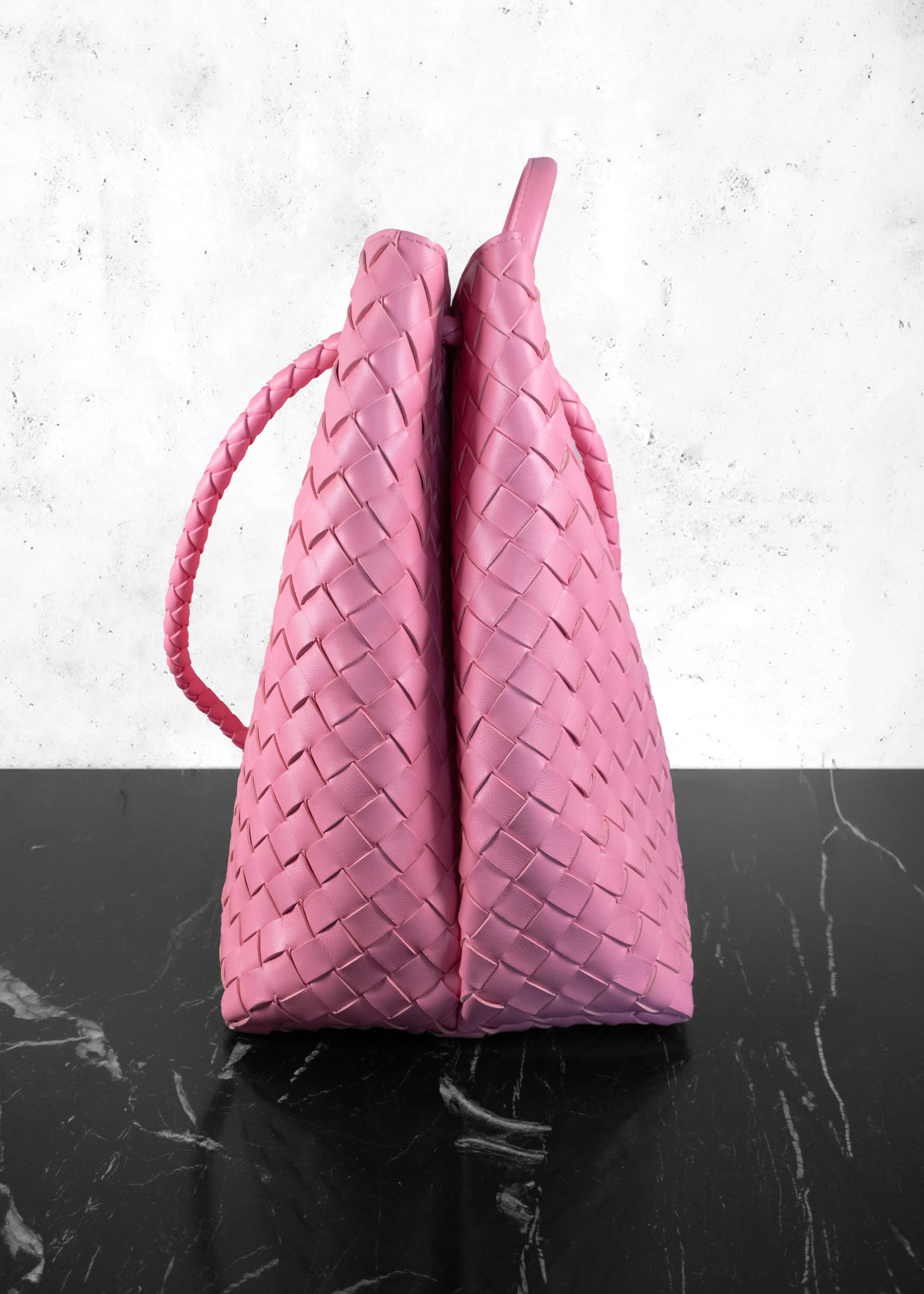 Bottega Veneta Large Andiamo Intrecciato Leather Pink Shoulder Bag