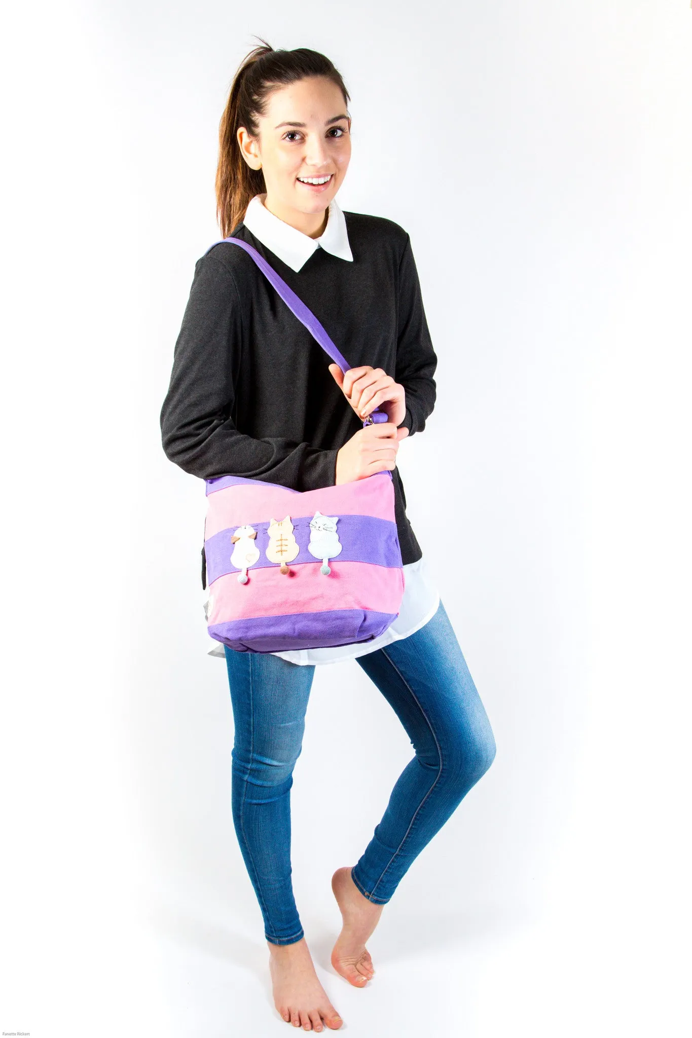 Cara Cat Chelsea Shoulder Bag
