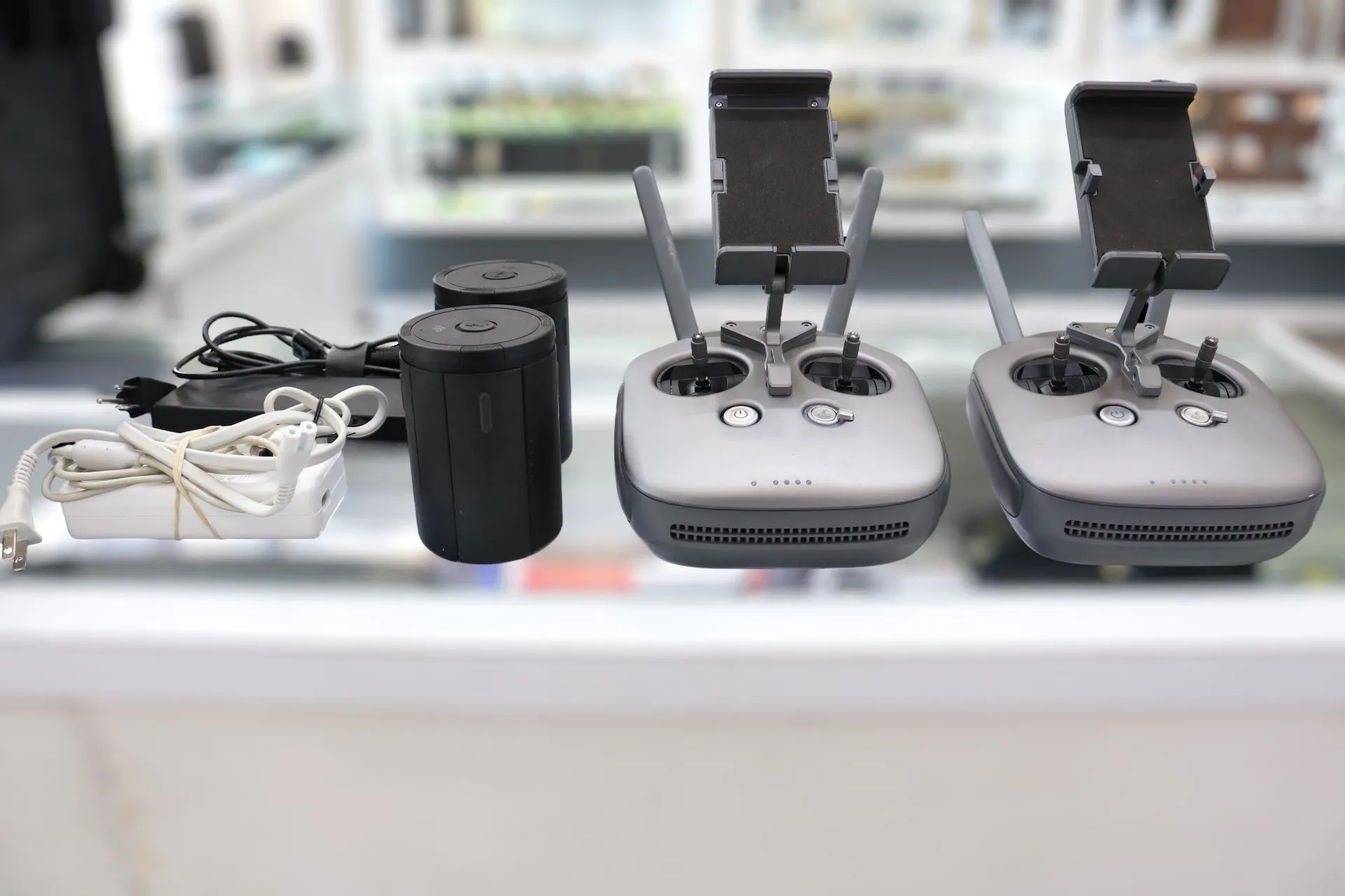 DJI Inspire 2 Drone Dual Camera Dual Remote Rolling Case Bundle