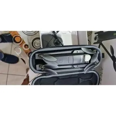 Drone Parrot Anafi fly more combo 3 batterie  borsa ( fine giacenza )