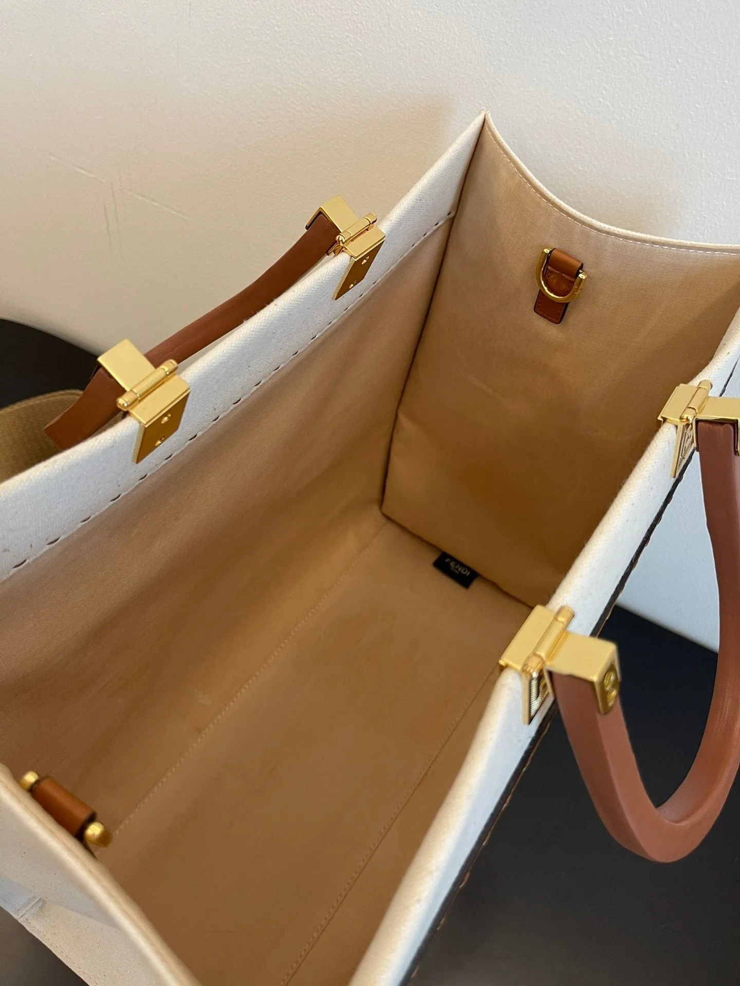 FI Sunshine Medium Tote Bag Light Grey Canvas For Women, Women&#8217;s Bags, Shoulder Bags 13.8in/35cm FF 8BH386