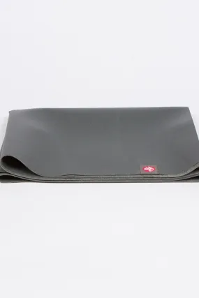 MANDUKA // eKO SUPERLITE TRAVEL YOGA MAT - 1kg - THUNDER