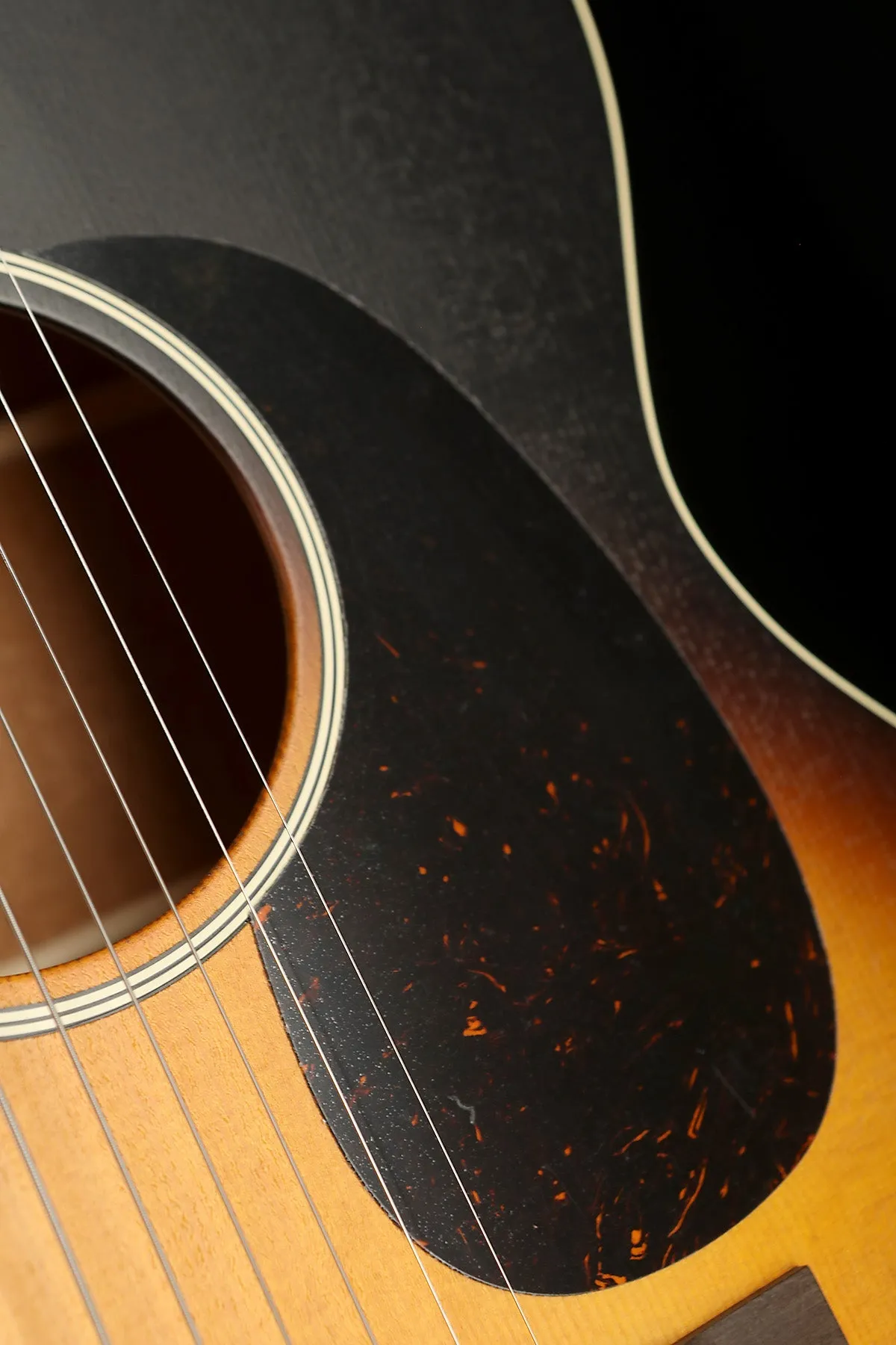 Martin 000-17 'Whiskey Sunset': 17 Series Acoustic Guitar
