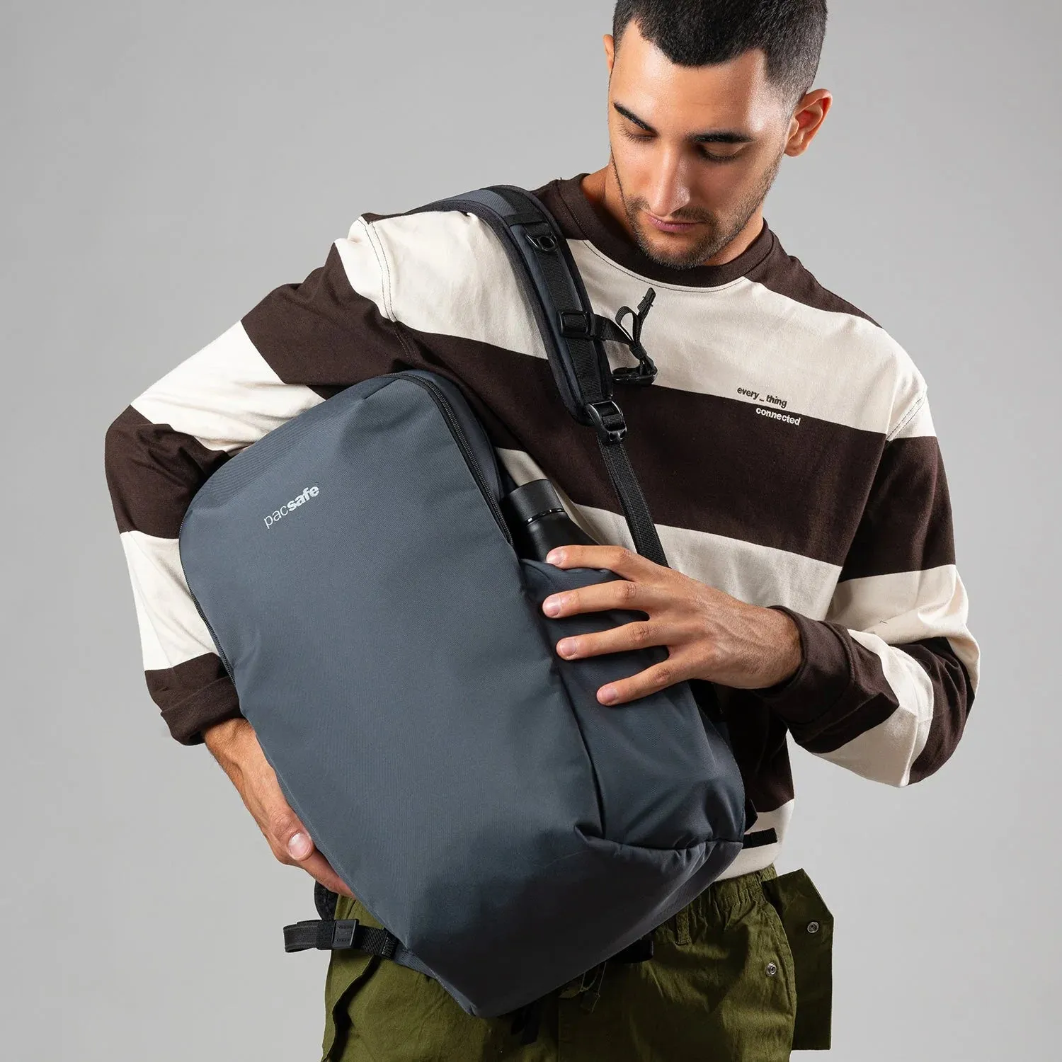 Pacsafe Vibe 25 Anti-theft 25L Backpack (RFID Blocking)