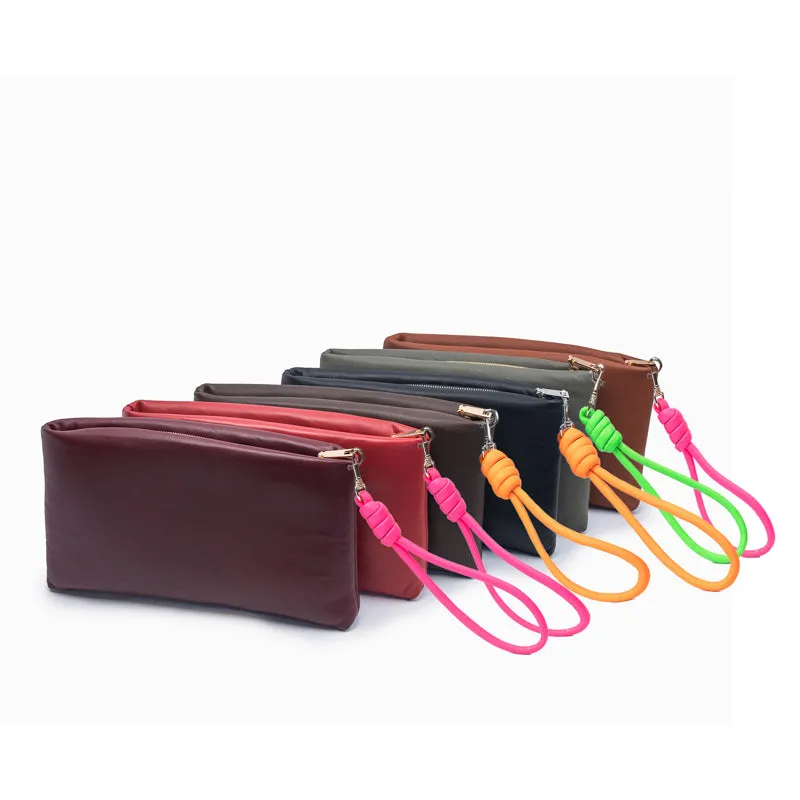 PILLOW PENCIL | BLACK