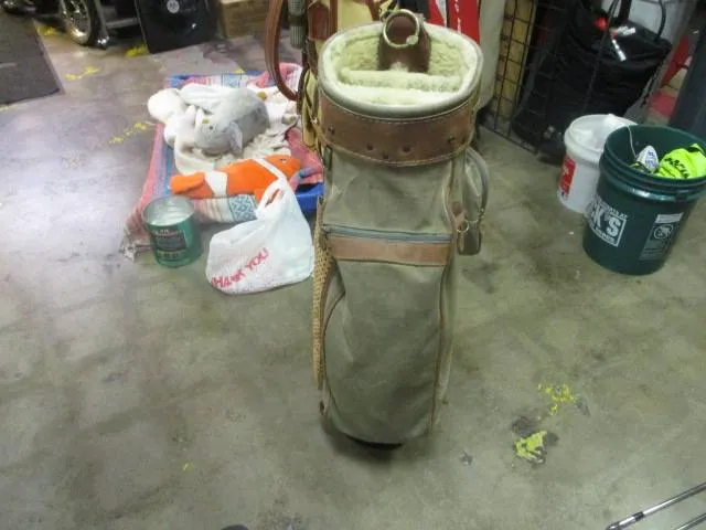 Used Tommy Bahama Cart Golf Bag