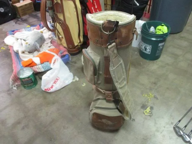 Used Tommy Bahama Cart Golf Bag